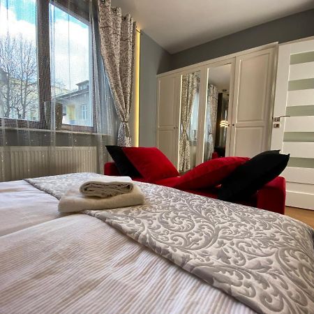 P&J Luxury Apartments クラクフ エクステリア 写真