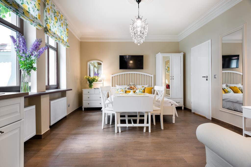 P&J Luxury Apartments クラクフ エクステリア 写真