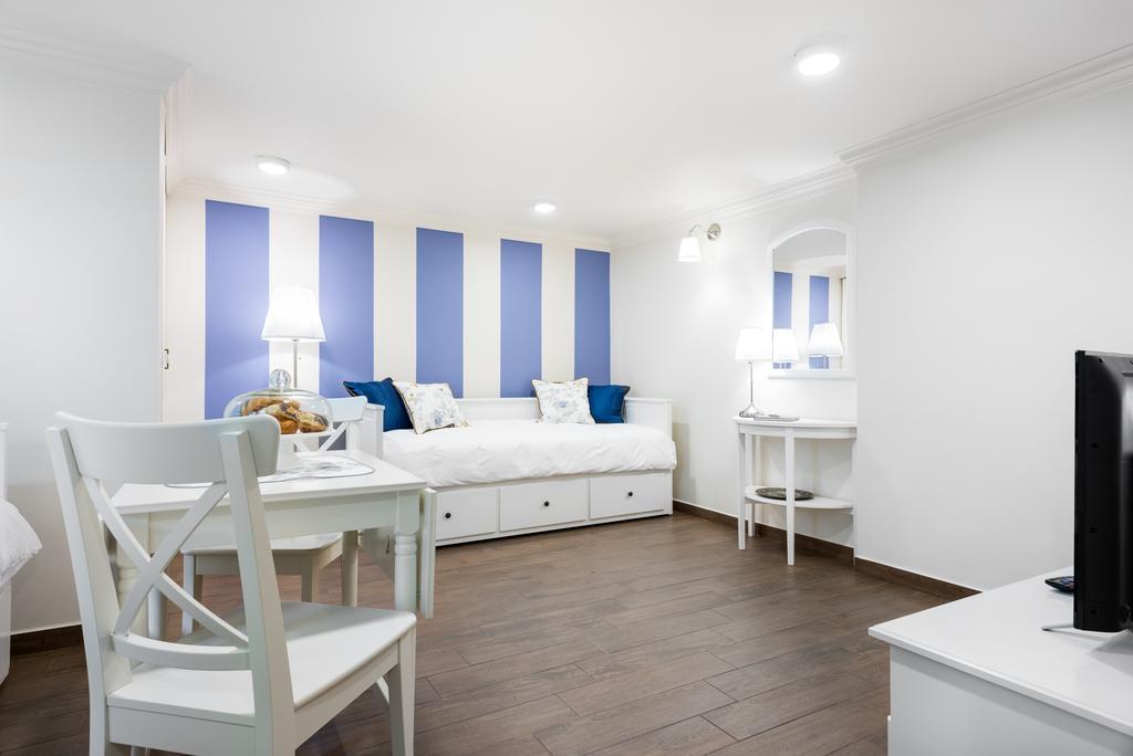 P&J Luxury Apartments クラクフ エクステリア 写真