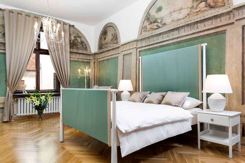 P&J Luxury Apartments クラクフ エクステリア 写真