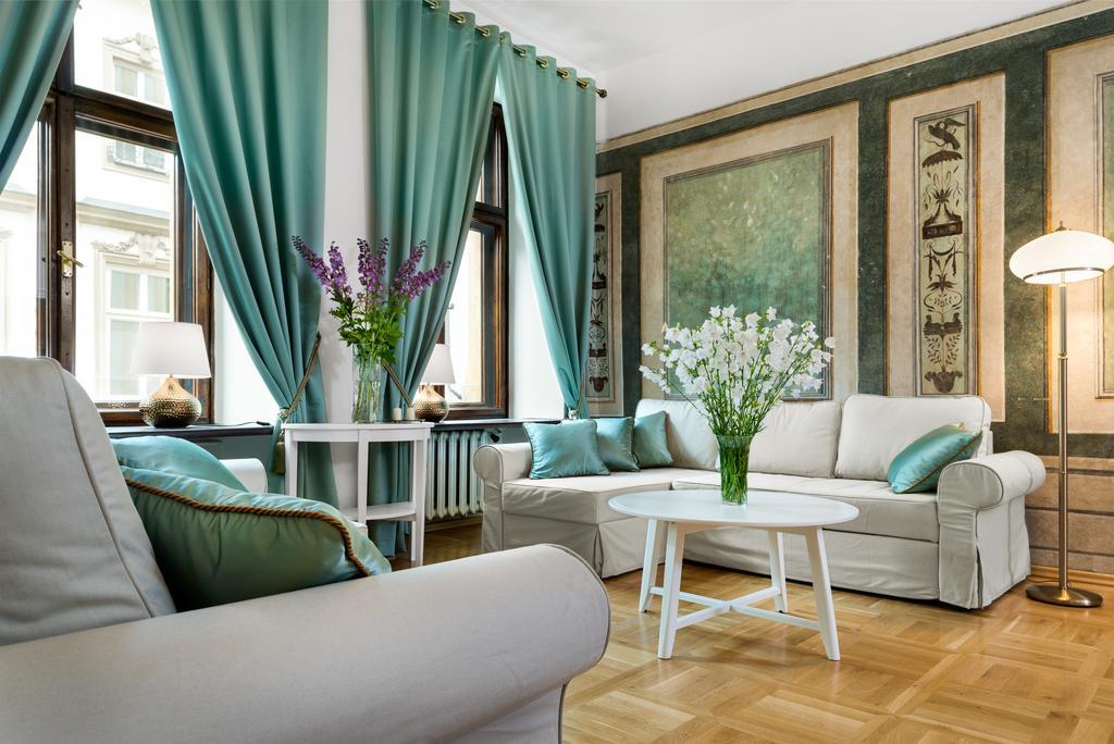 P&J Luxury Apartments クラクフ エクステリア 写真