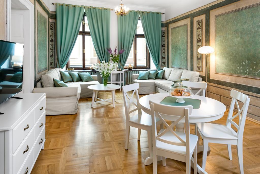 P&J Luxury Apartments クラクフ エクステリア 写真